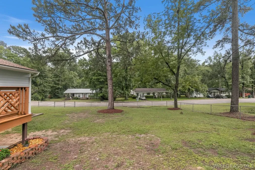 204 Broadview Terrace Ozark AL 36360