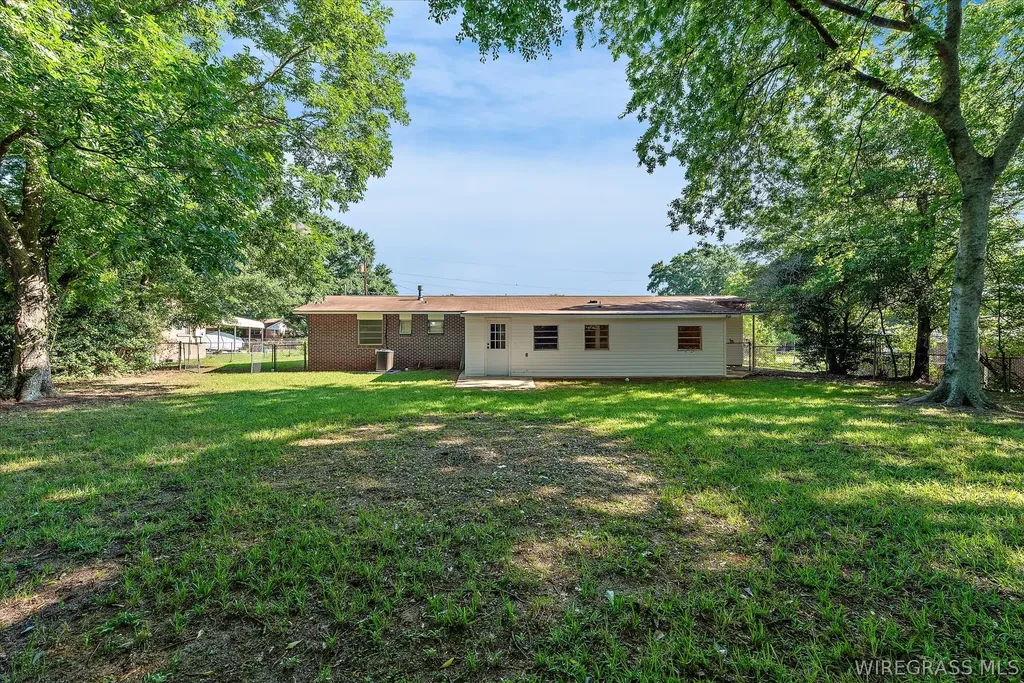 220 Plaza Drive Daleville AL 36322