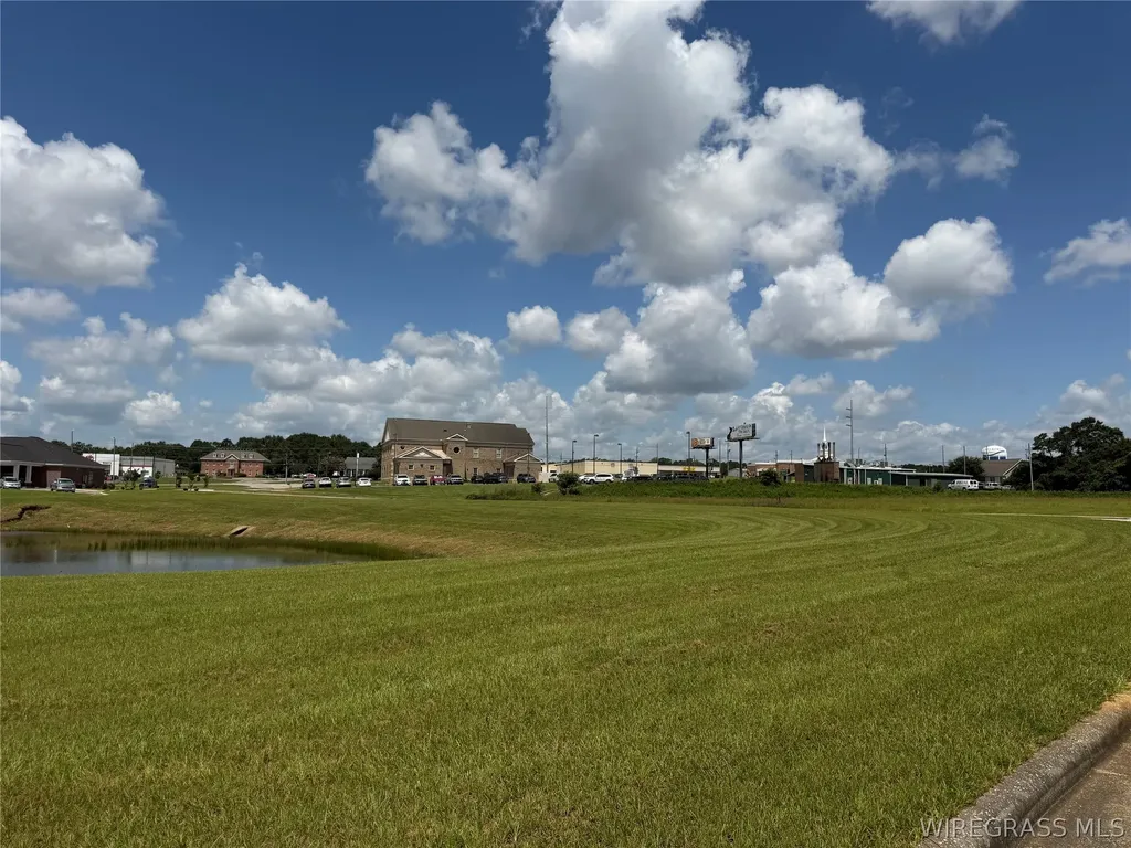 8 Maverick Way Enterprise AL 36330