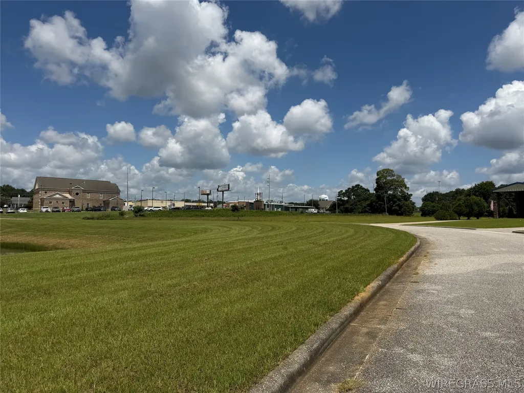 8 Maverick Way Enterprise AL 36330
