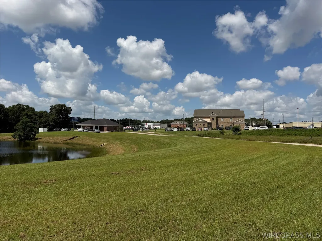 8 Maverick Way Enterprise AL 36330