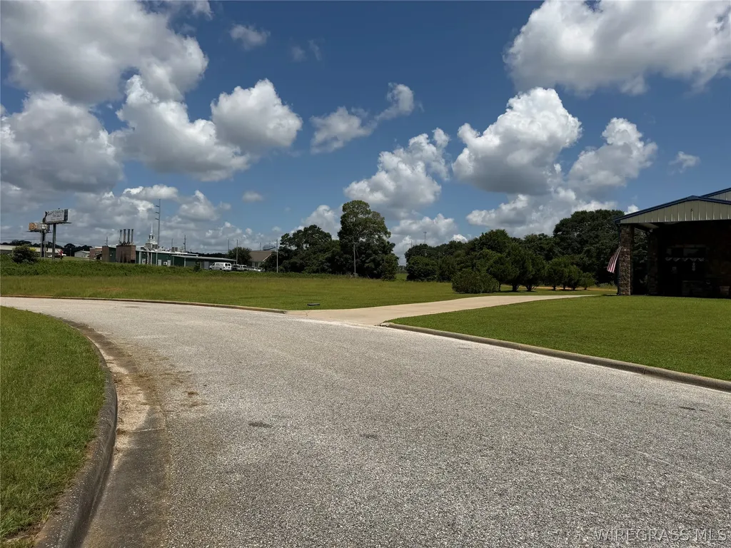 7 Maverick Way Enterprise AL 36330