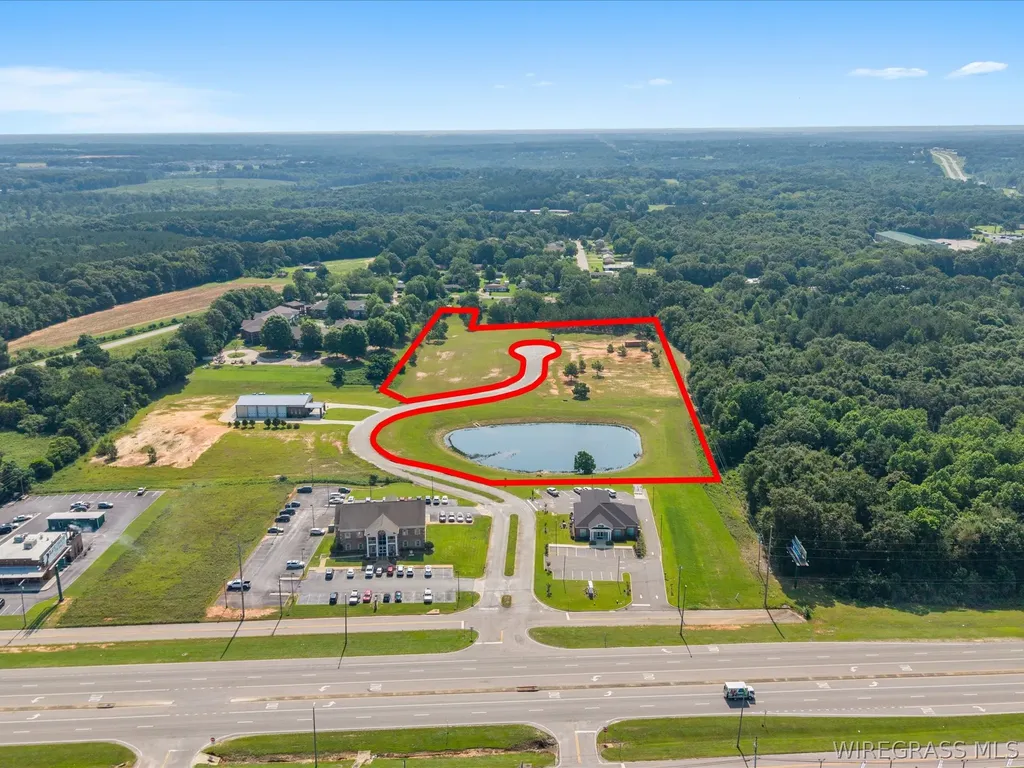 11 Maverick Way Enterprise AL 36330
