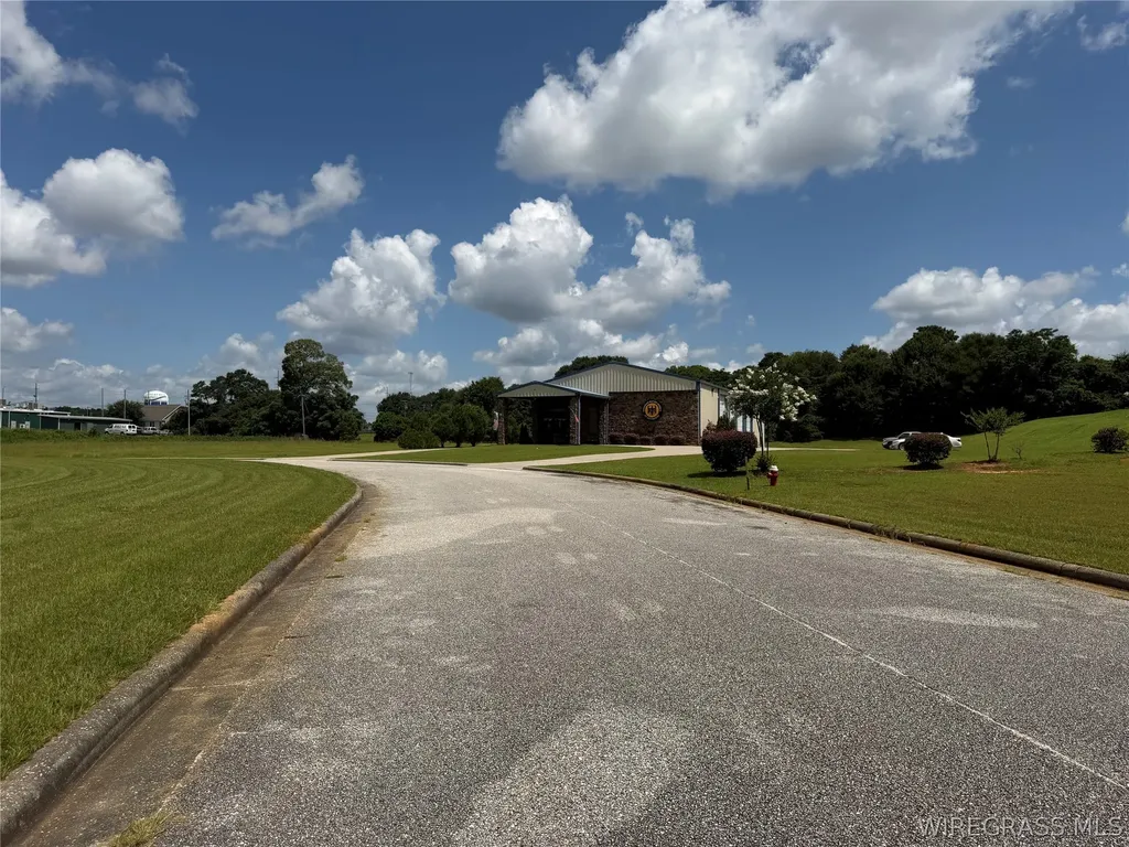9 Maverick Way Enterprise AL 36330