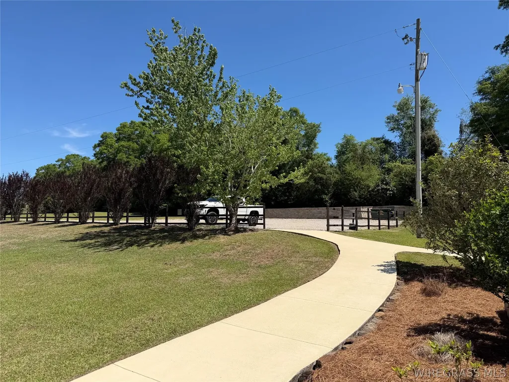 4950 S County Road 20 Ozark AL 36360