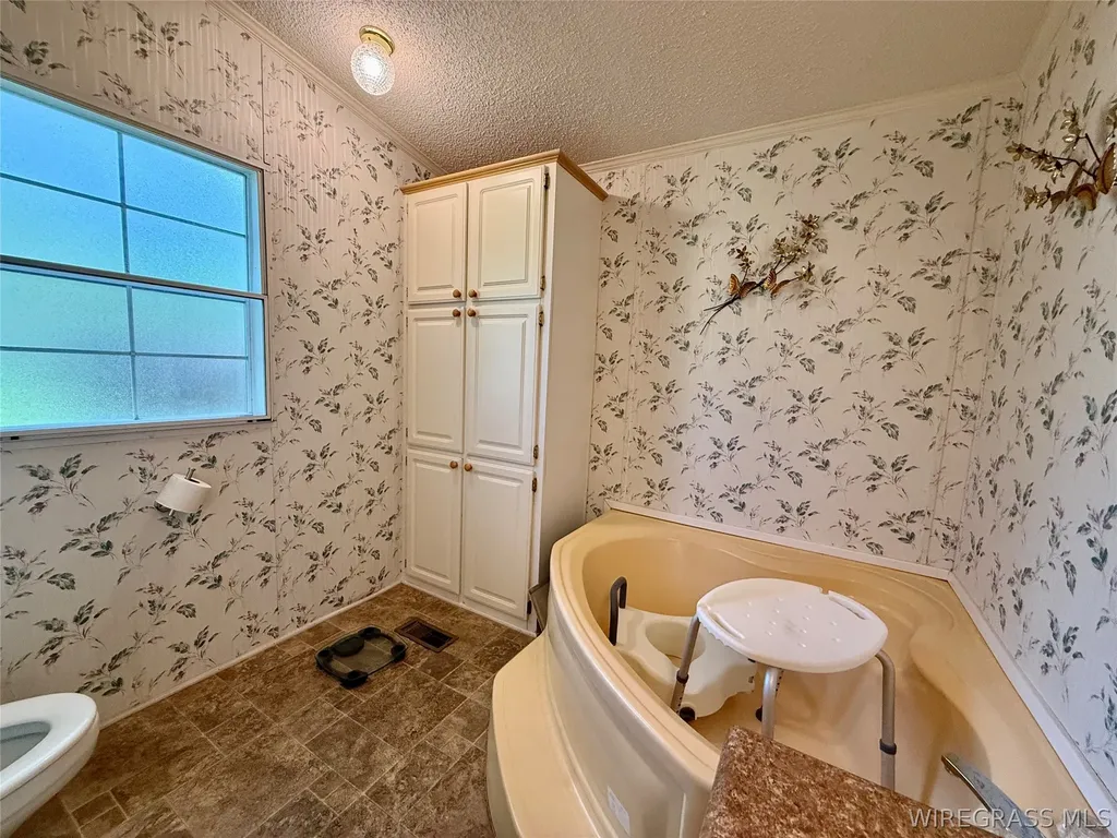 274 Twin Lakes Road Kinston AL 36453
