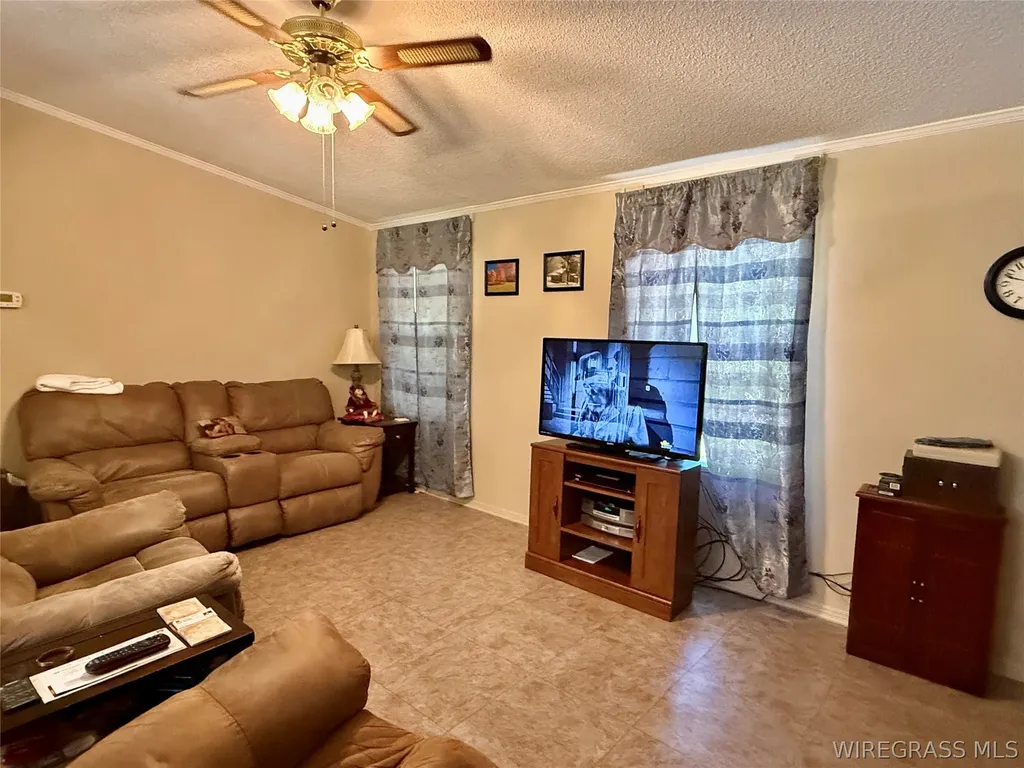 274 Twin Lakes Road Kinston AL 36453