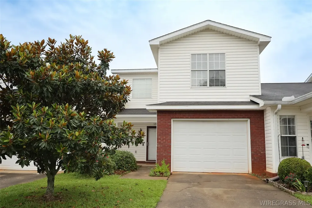 129 Jasmine Circle Enterprise AL 36330