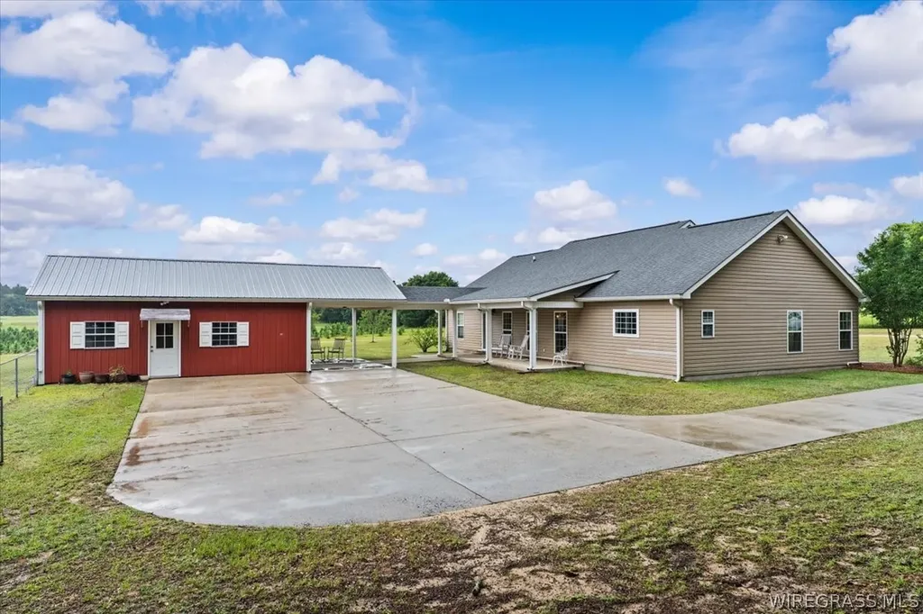 4950 S County Road 20 Ozark AL 36360