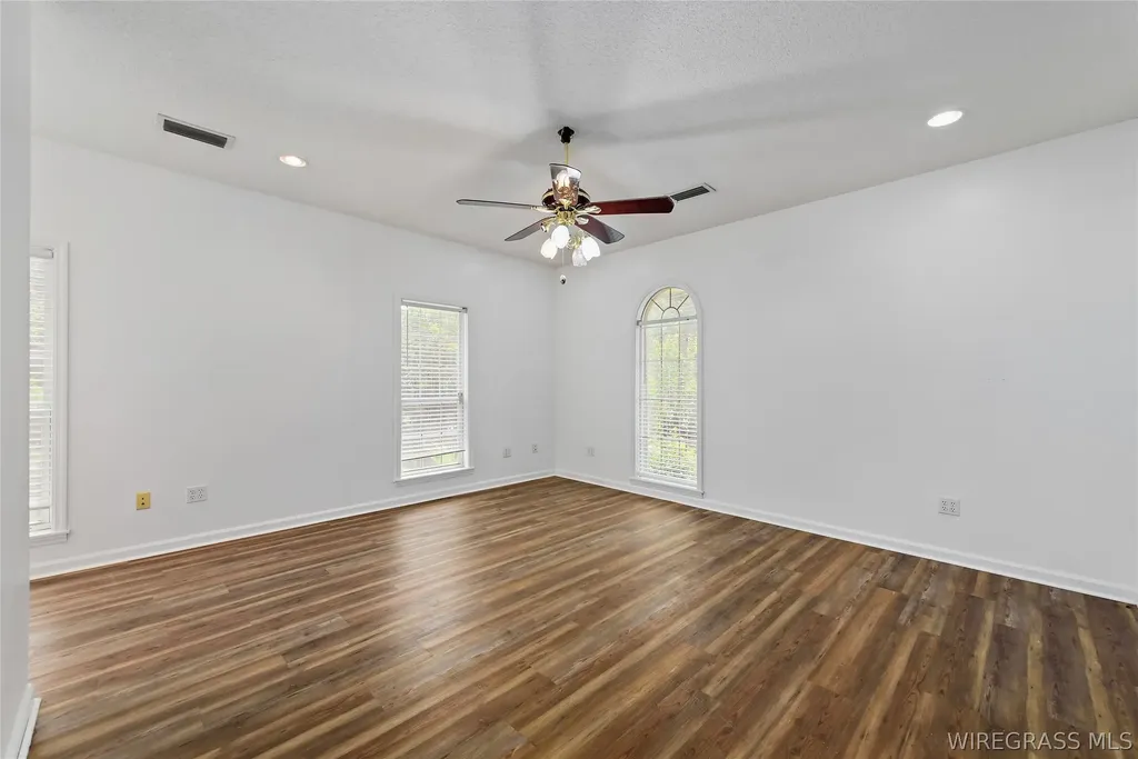 1358 Willow Oaks Drive Ozark AL 36360