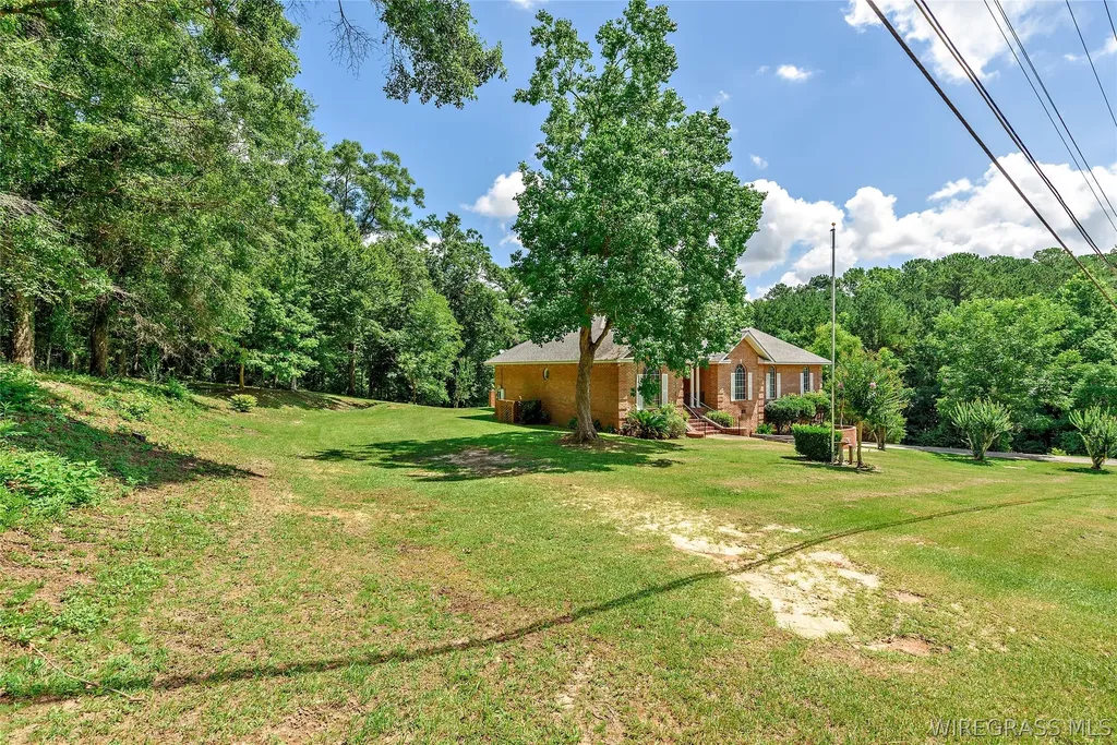 1358 Willow Oaks Drive Ozark AL 36360