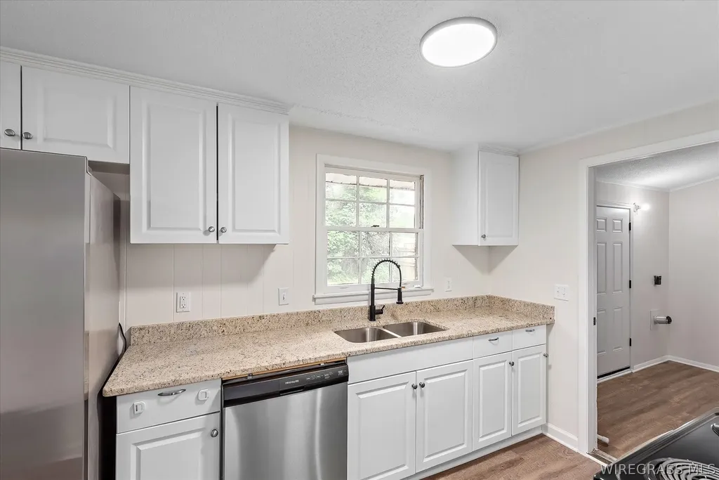 208 Chinook Drive Enterprise AL 36330