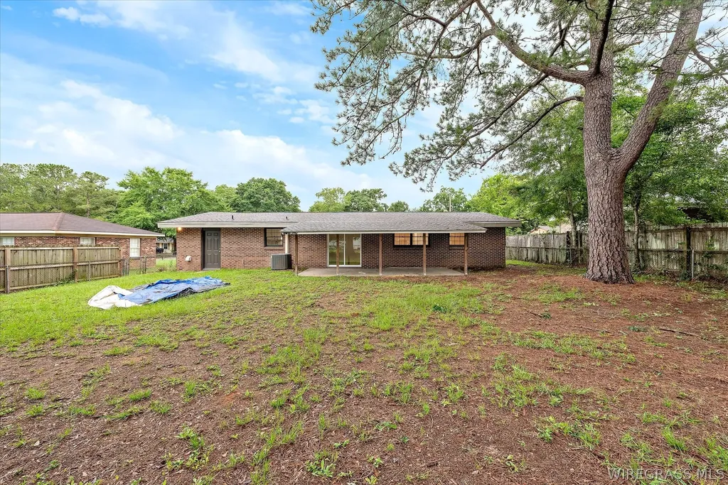 208 Chinook Drive Enterprise AL 36330