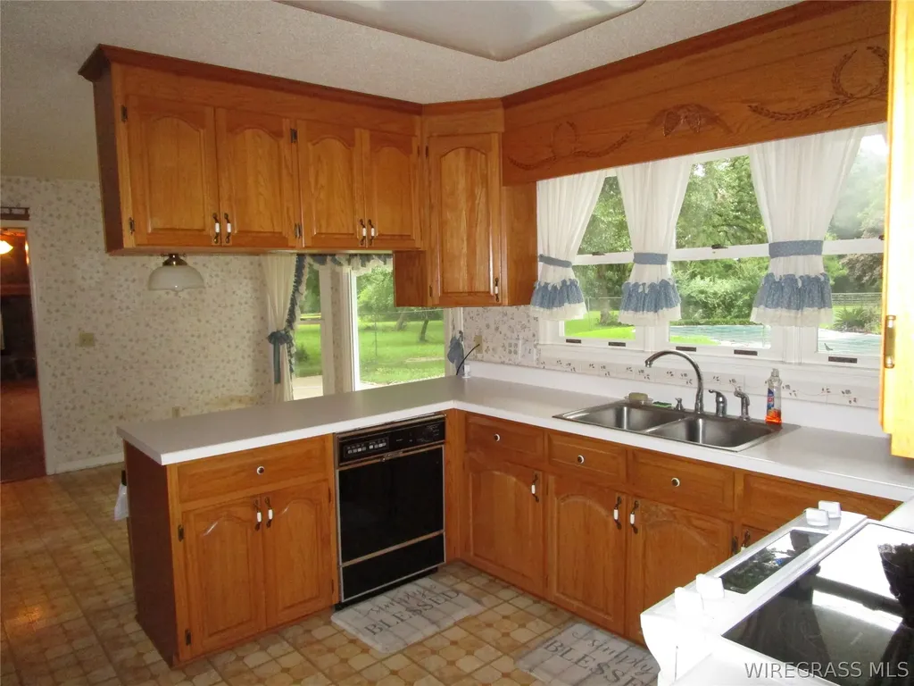 3180 Will Logan Road Ozark AL 36360
