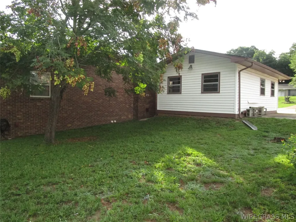 210 Walnut Drive Enterprise AL 36330