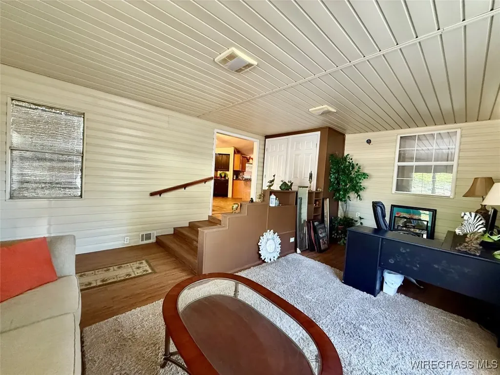 200 Jessica Lane Geneva AL 36340