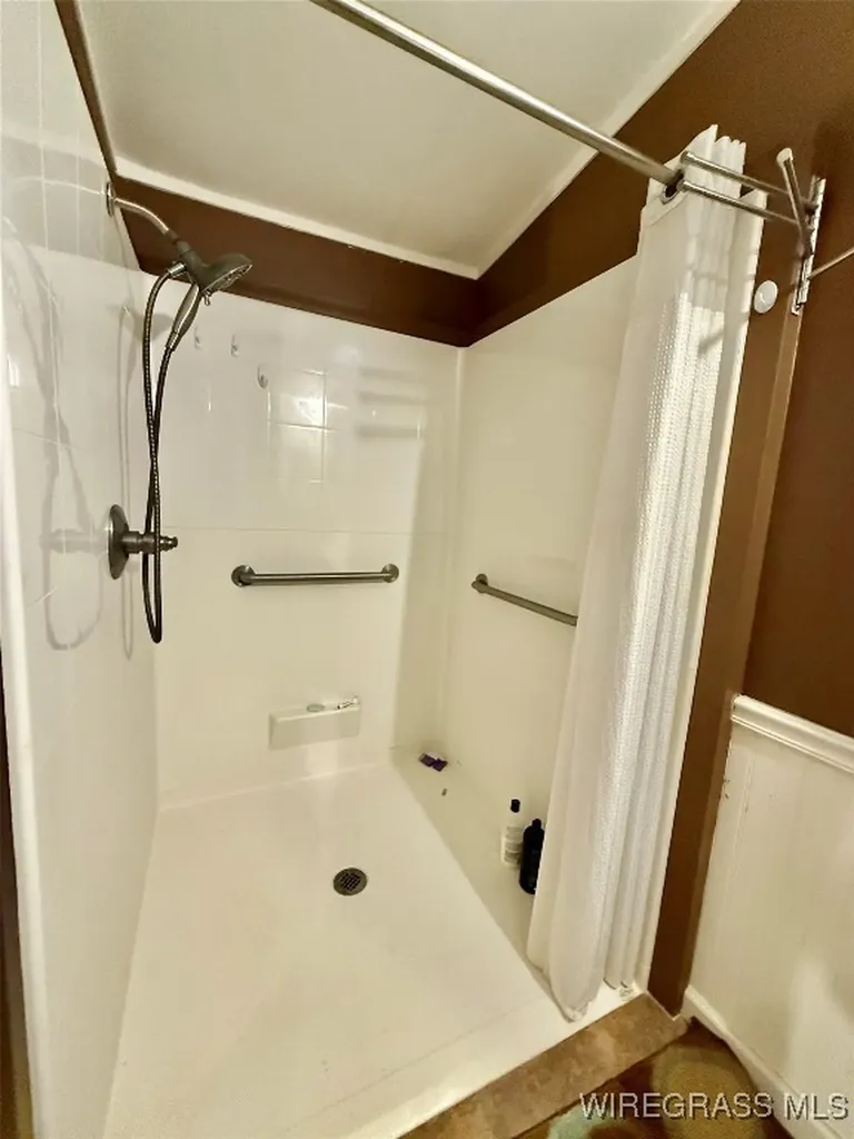 200 Jessica Lane Geneva AL 36340