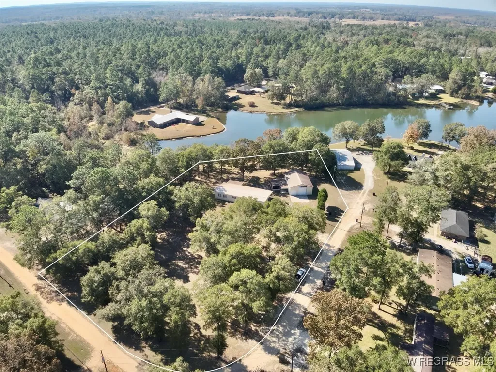 200 Jessica Lane Geneva AL 36340