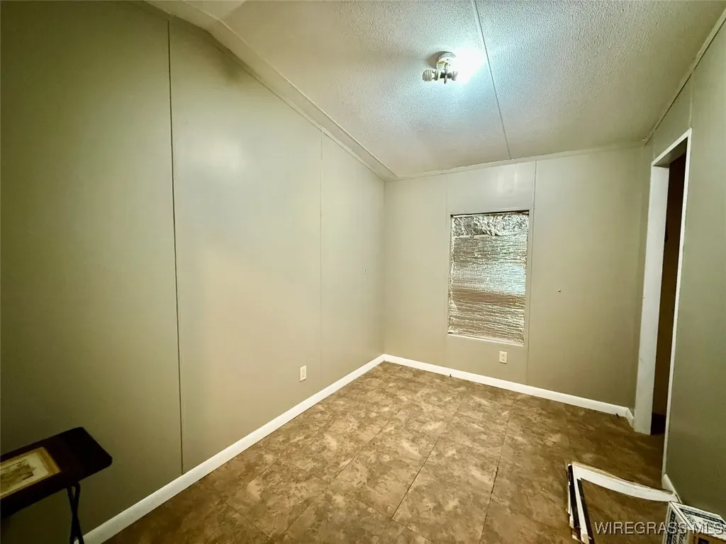 200 Jessica Lane Geneva AL 36340