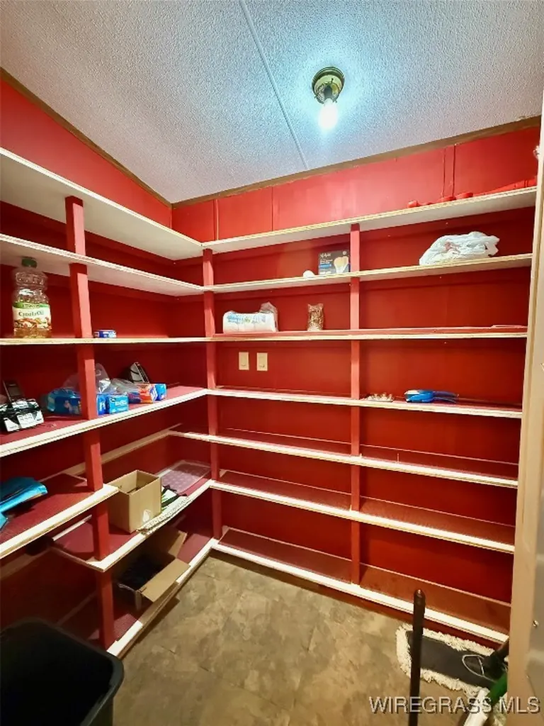 200 Jessica Lane Geneva AL 36340