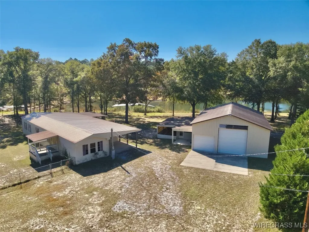 200 Jessica Lane Geneva AL 36340