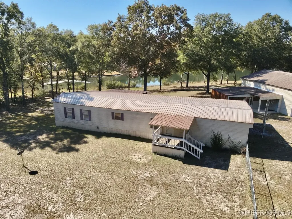 200 Jessica Lane Geneva AL 36340