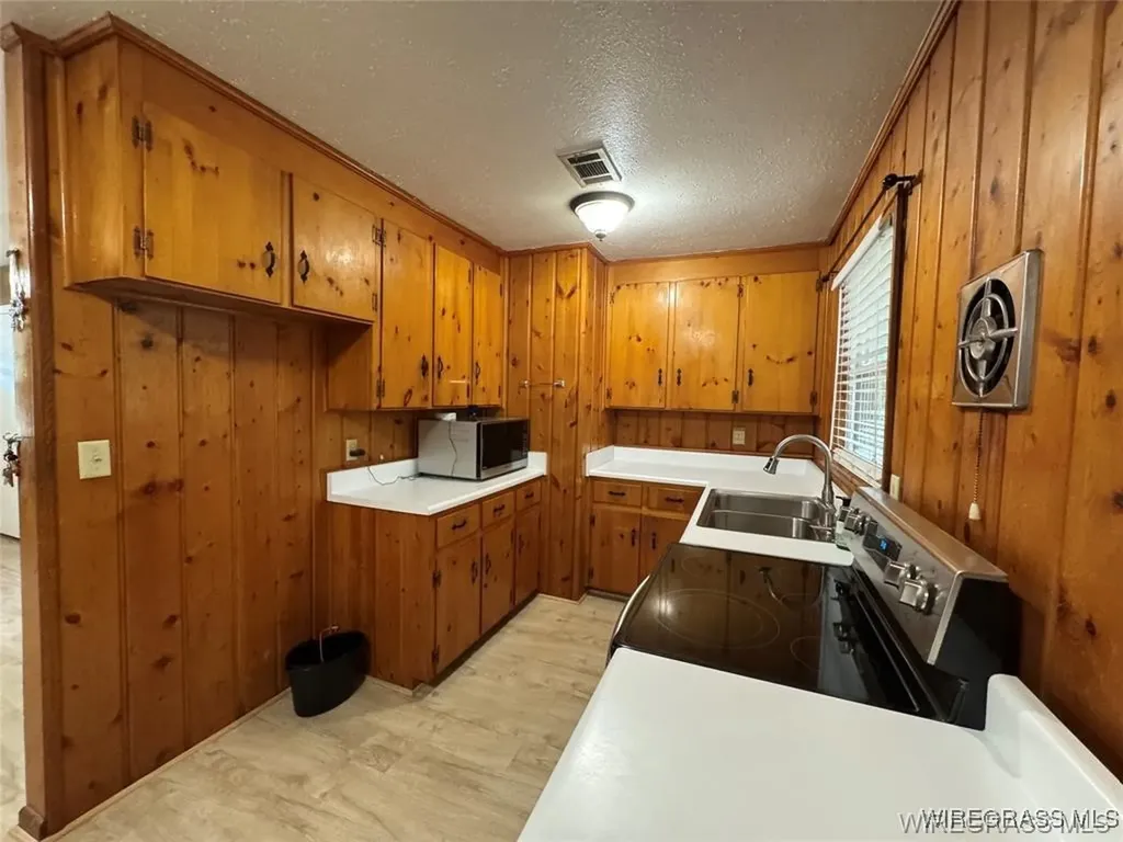 104 Falcon Drive Enterprise AL 36330