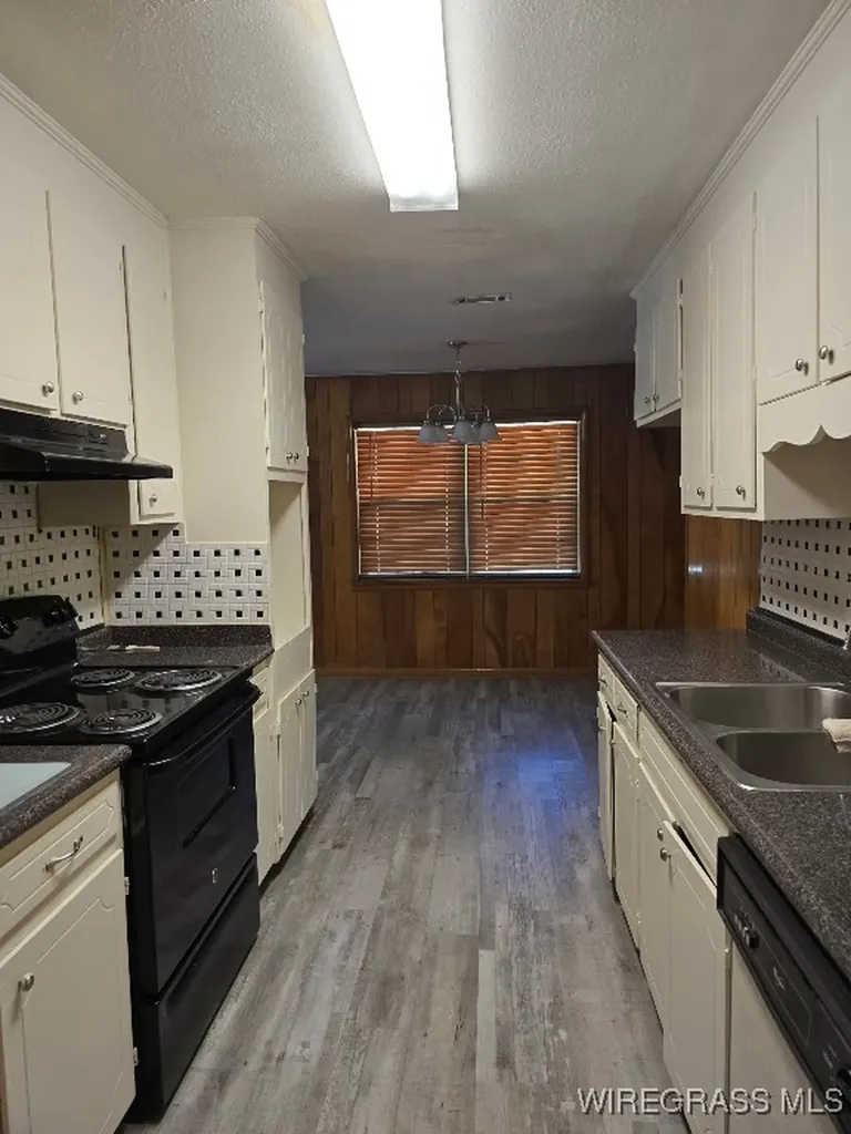 304 Meredith Street Enterprise AL 36330