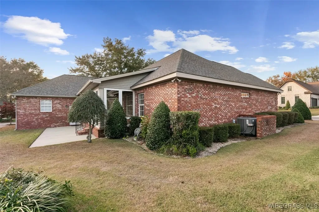 120 Habersham Drive Dothan AL 36301