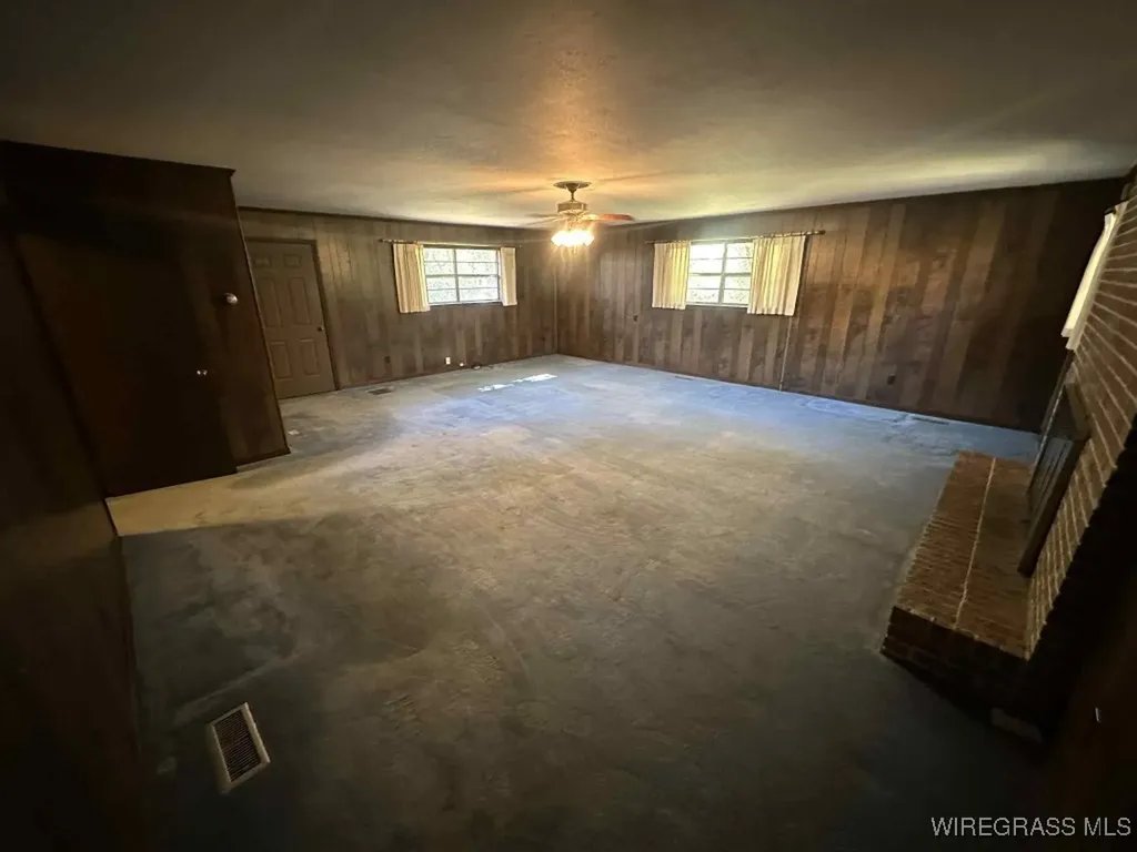 110 Willow Drive Enterprise AL 36330