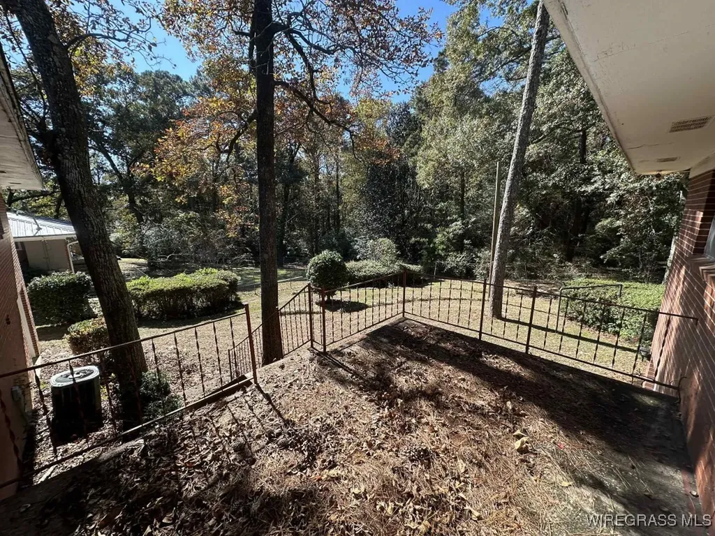 110 Willow Drive Enterprise AL 36330