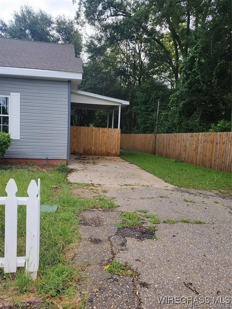 189 Bermuda Ozark AL 36360