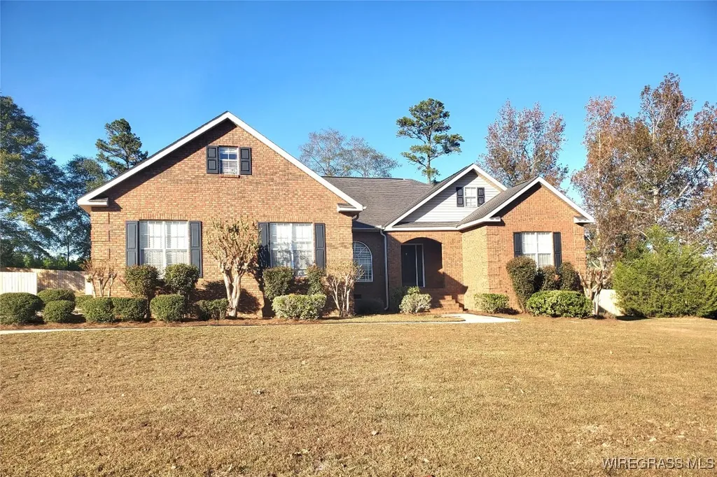 209 Shadow Wood Lane Ozark AL 36360