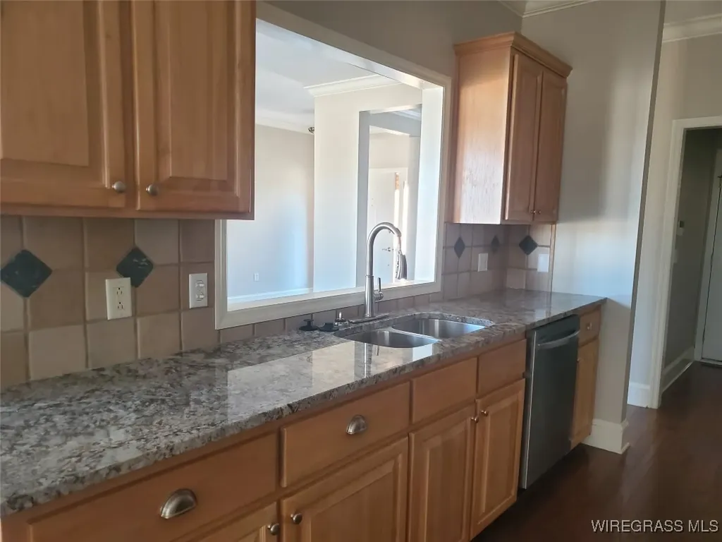 209 Shadow Wood Lane Ozark AL 36360