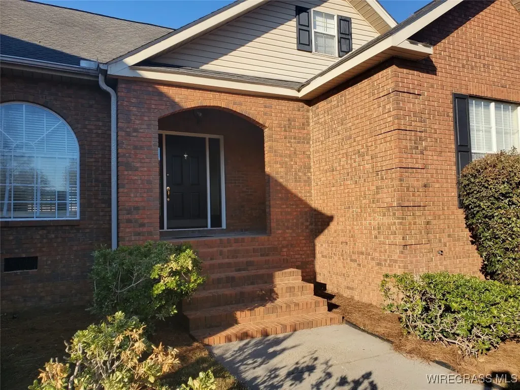 209 Shadow Wood Lane Ozark AL 36360