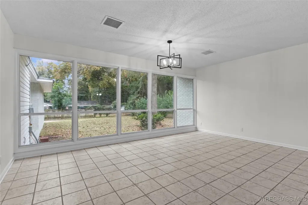 222 Lakewood Drive Enterprise AL 36330