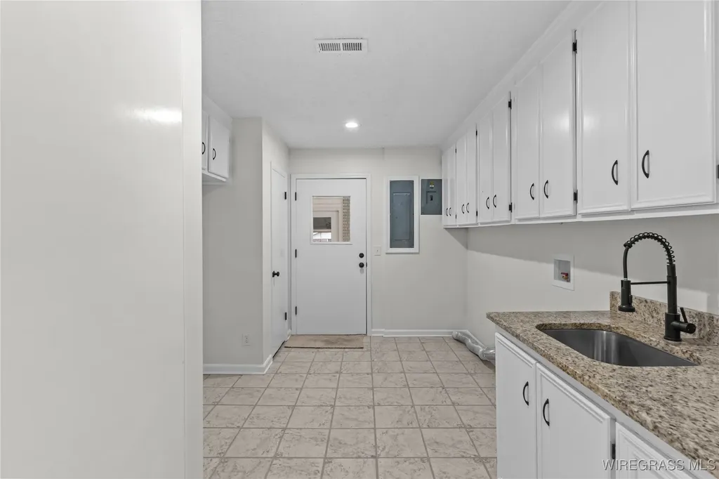 222 Lakewood Drive Enterprise AL 36330