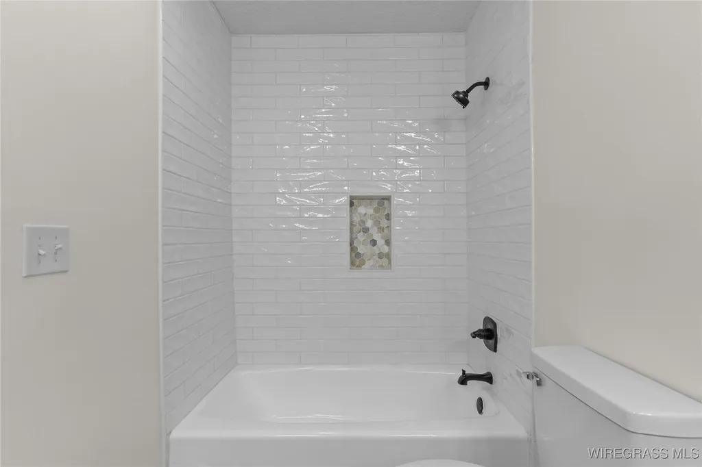 222 Lakewood Drive Enterprise AL 36330