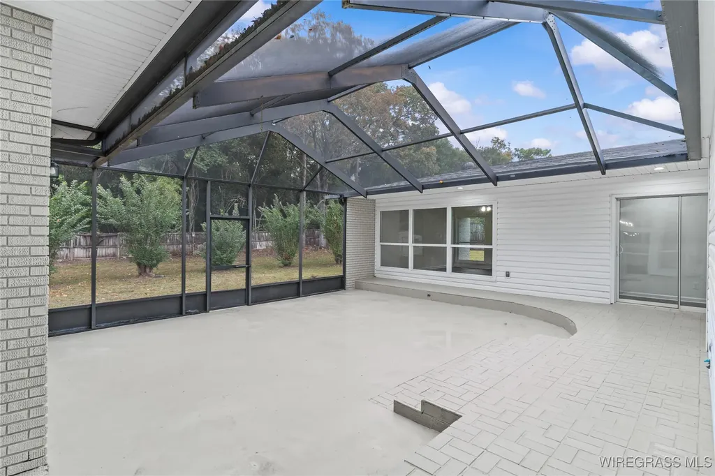 222 Lakewood Drive Enterprise AL 36330