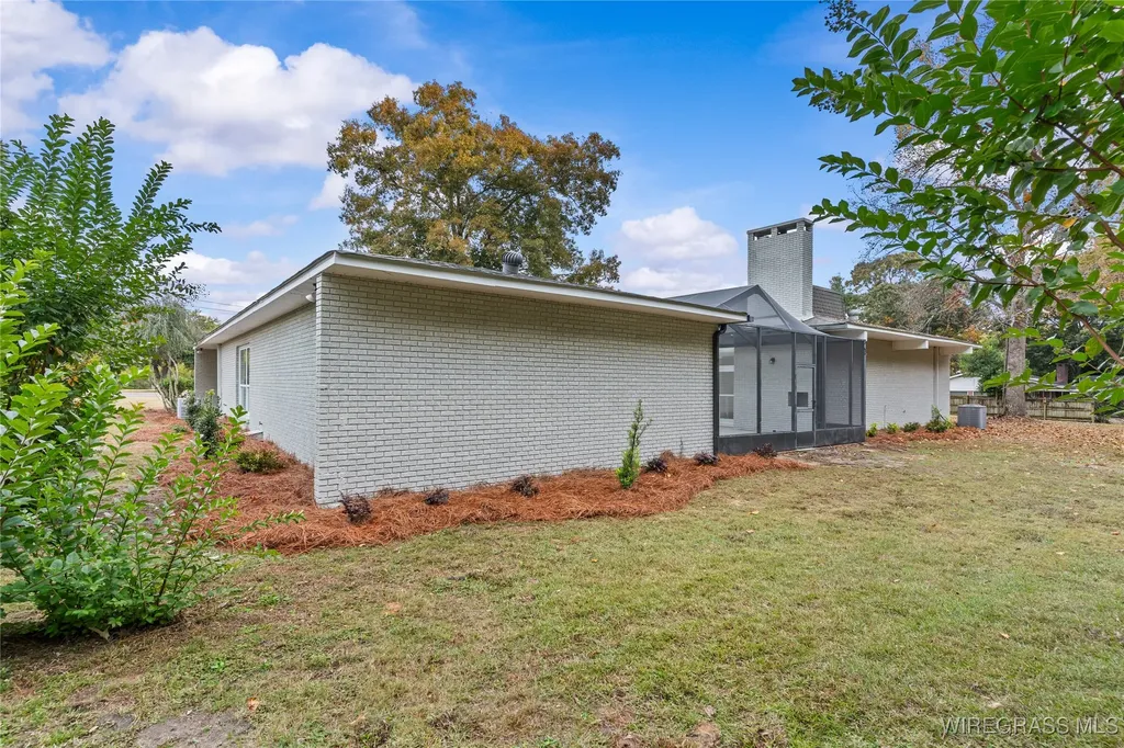 222 Lakewood Drive Enterprise AL 36330