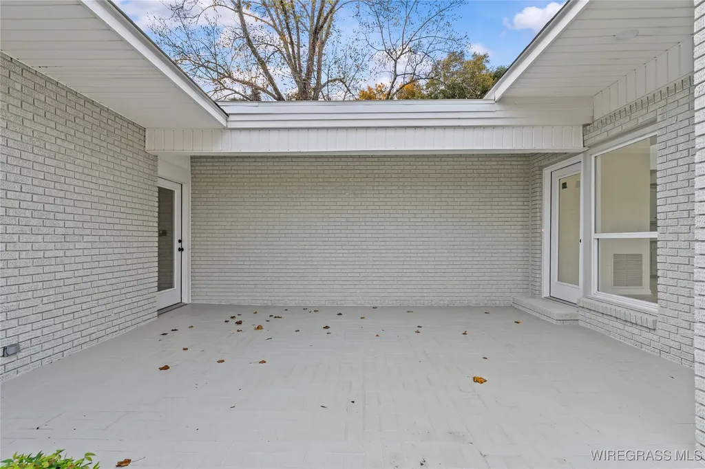 222 Lakewood Drive Enterprise AL 36330