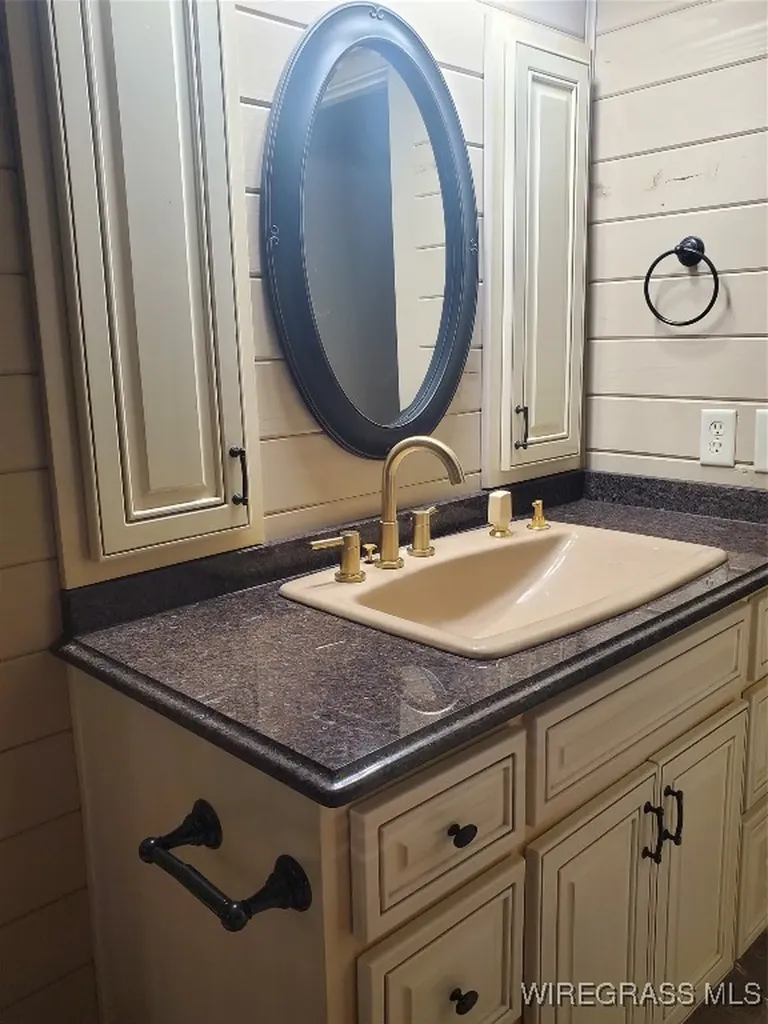 295 Stuart Tarter Road Ozark AL 36360