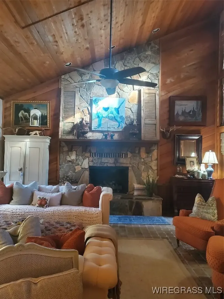 295 Stuart Tarter Road Ozark AL 36360