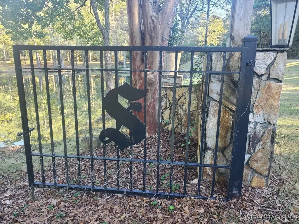 295 Stuart Tarter Road Ozark AL 36360