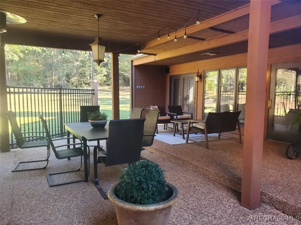295 Stuart Tarter Road Ozark AL 36360