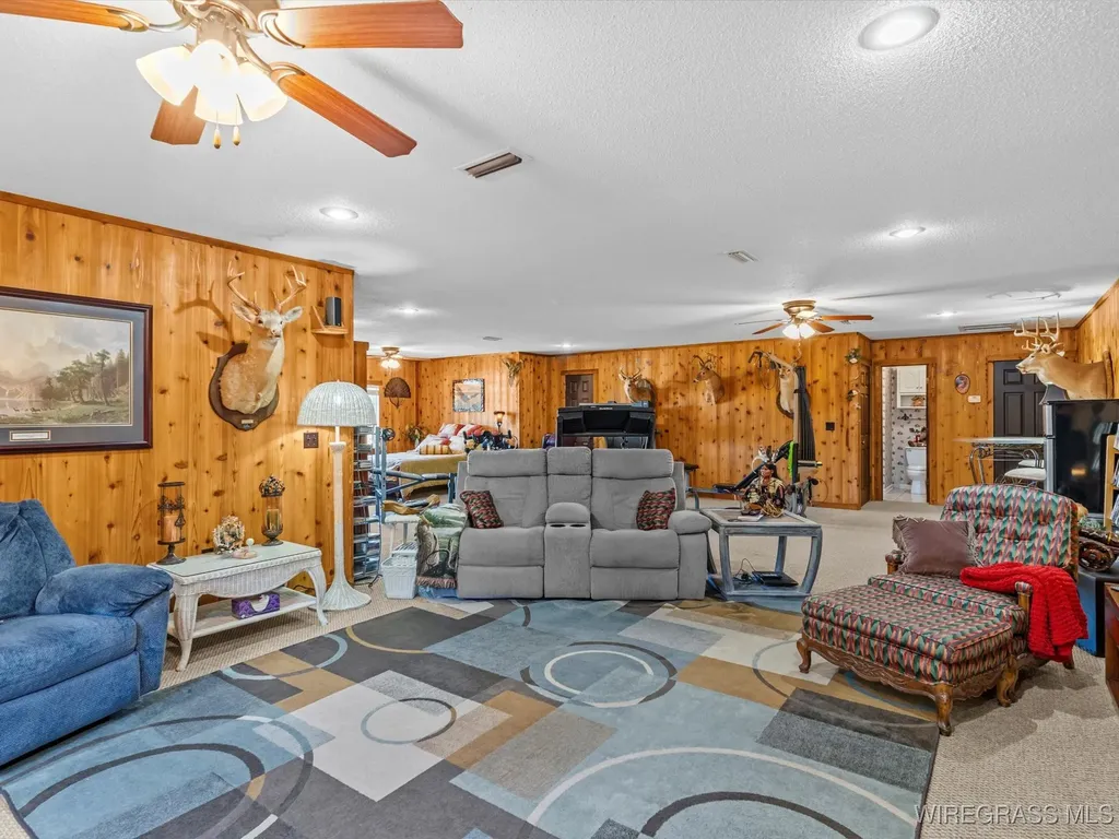 14622 Highway 51 Ariton AL 36311