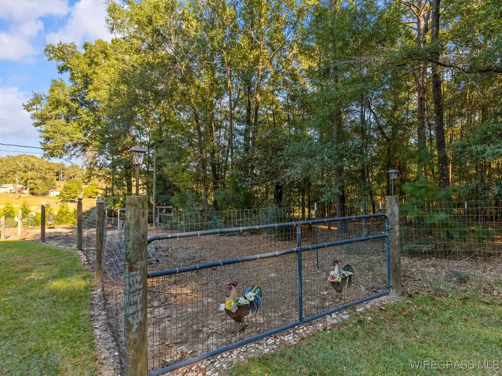 14622 Highway 51 Ariton AL 36311