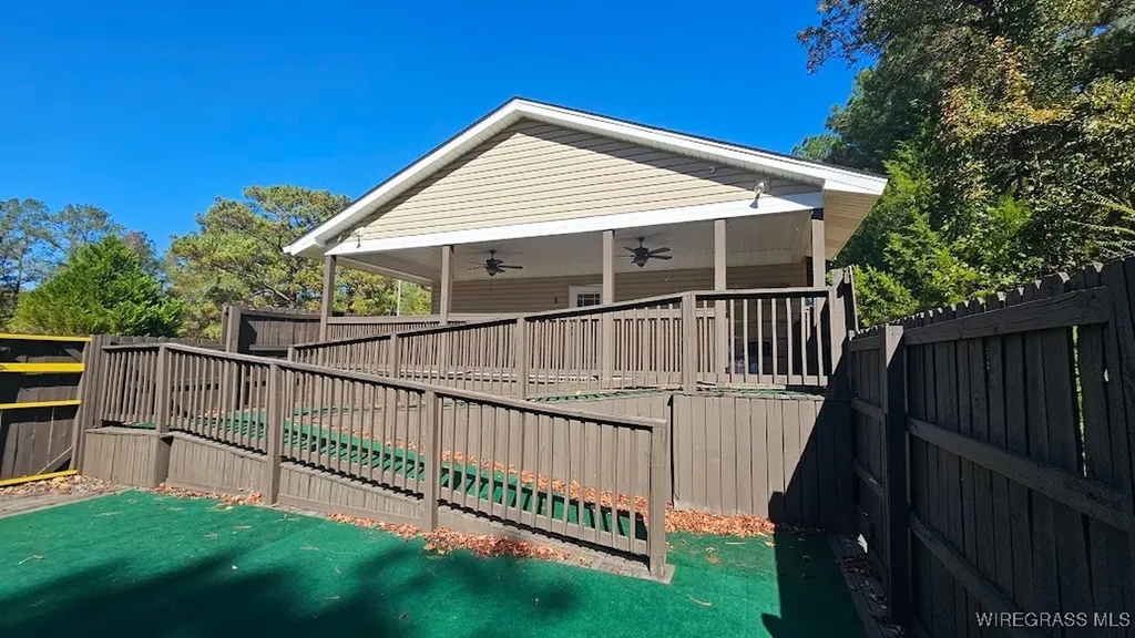 193 Sam Lisenby Road Ozark AL 36360