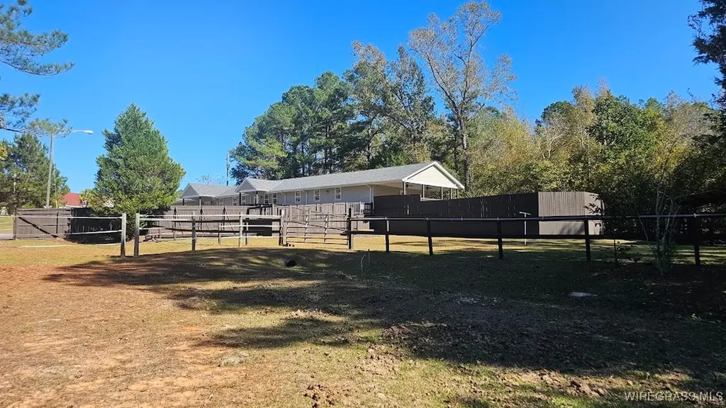 193 Sam Lisenby Road Ozark AL 36360