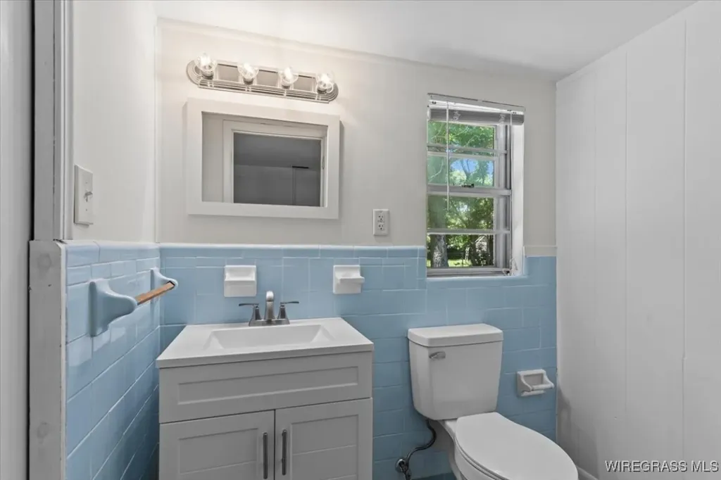 302 Robin Lane Enterprise AL 36330